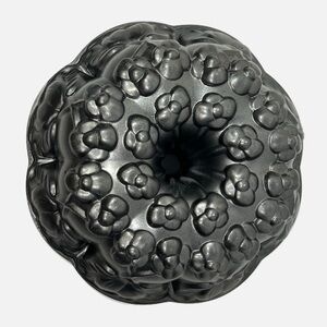 Nordic Ware Violet Fields Bundt Pan Pewter Nonstick Rare Retired Mold size 10”